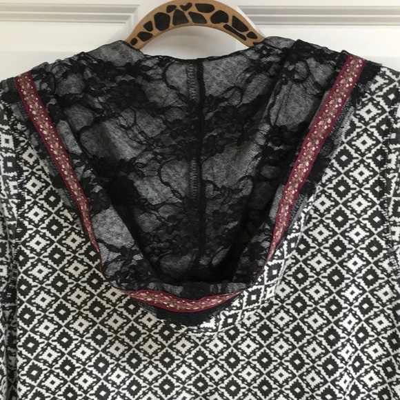 Cardigan - Picture 6 of 6